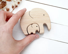 Afbeelding in Gallery-weergave laden, Houten Olifanten - Zwangerschap/Oudersliefde